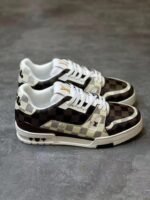 Louis Vuitton - Image 3