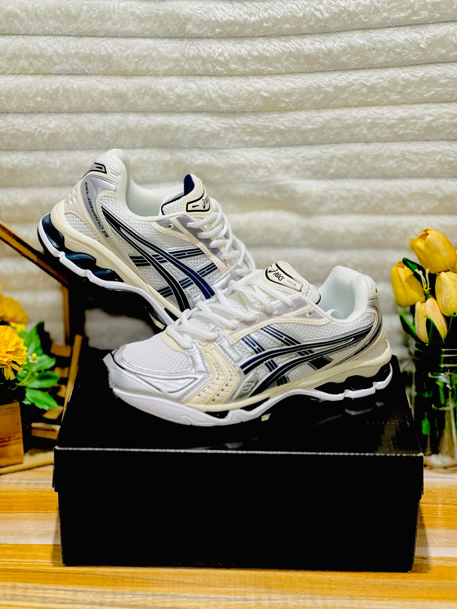 img_9320-2 Asics - Image 1