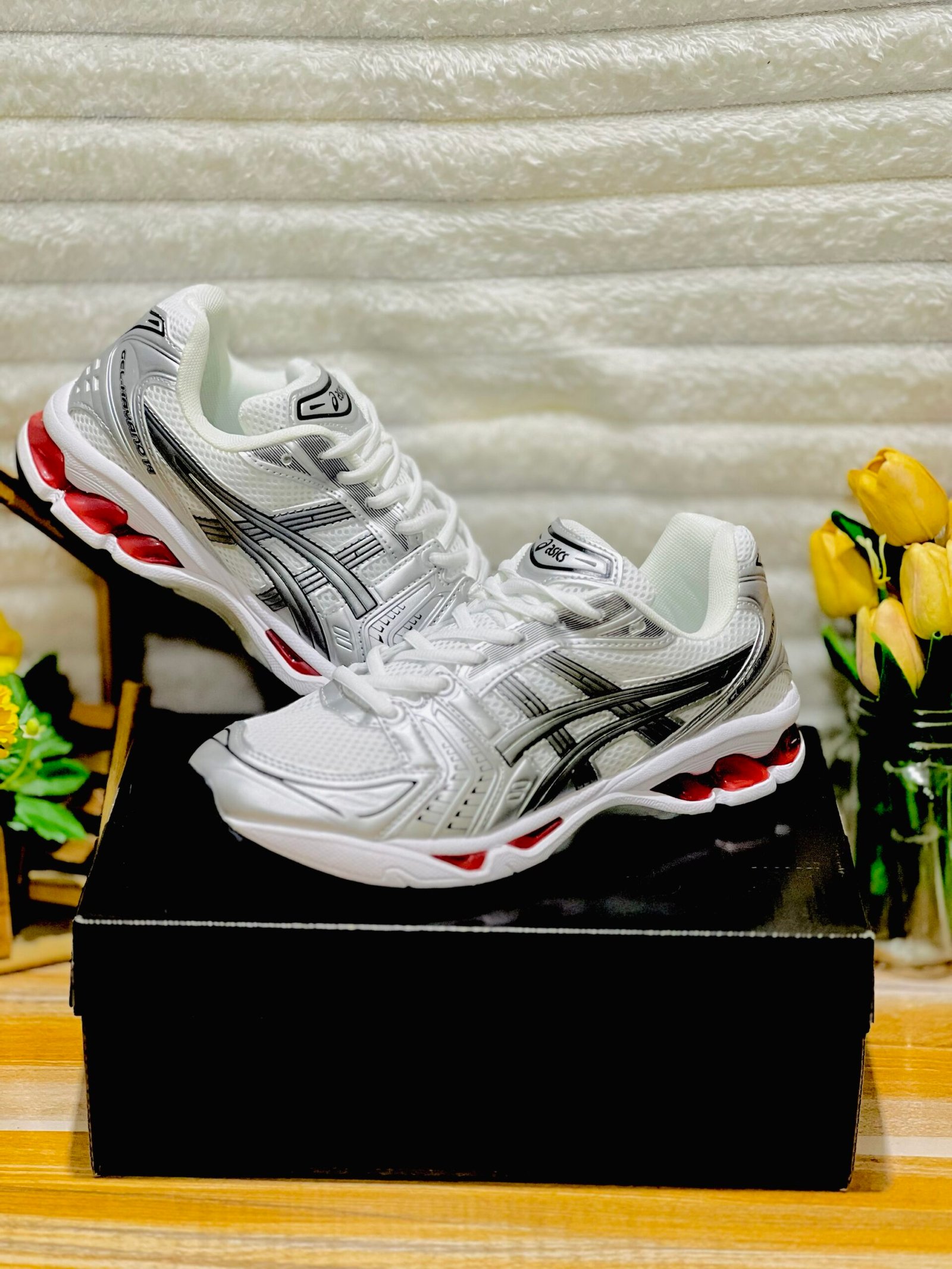 img_9321 Asics - Image 1